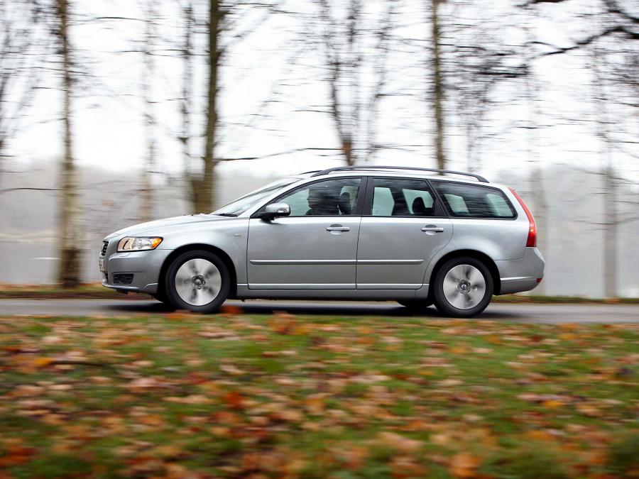  Volvo V50 DRIVe 2009 года  (UK) (фото 15 из 15)